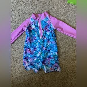 One size bathing suit